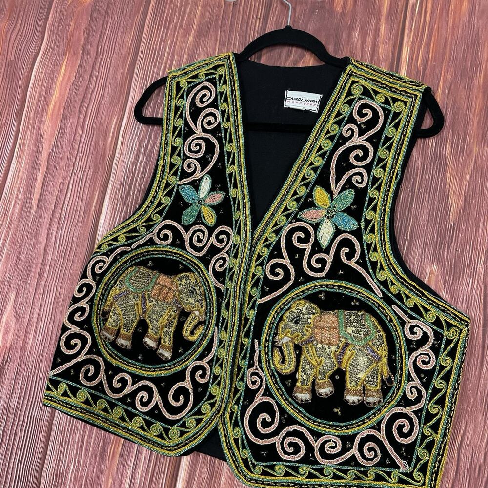 Carol Horn Workshop‎ Vest M/L Vintage Hand Embroidered Elephant Sequined - Picture 5 of 8